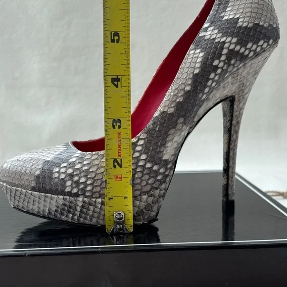 Stunning Cesare Paciotti Python Platform Heels - Picture 12 of 12
